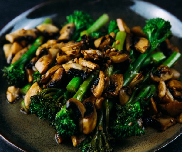 Broccoli & Black Mushrooms